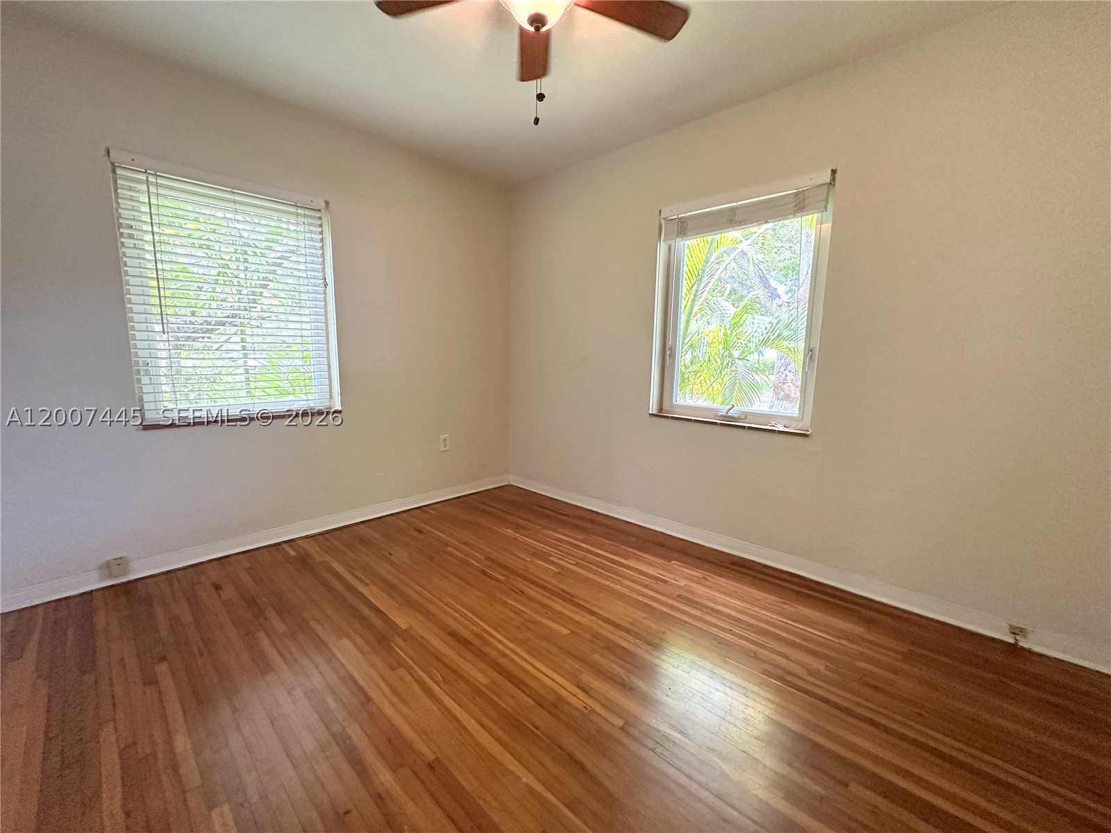 7734 Sw 55th Ave B Property Photo 9