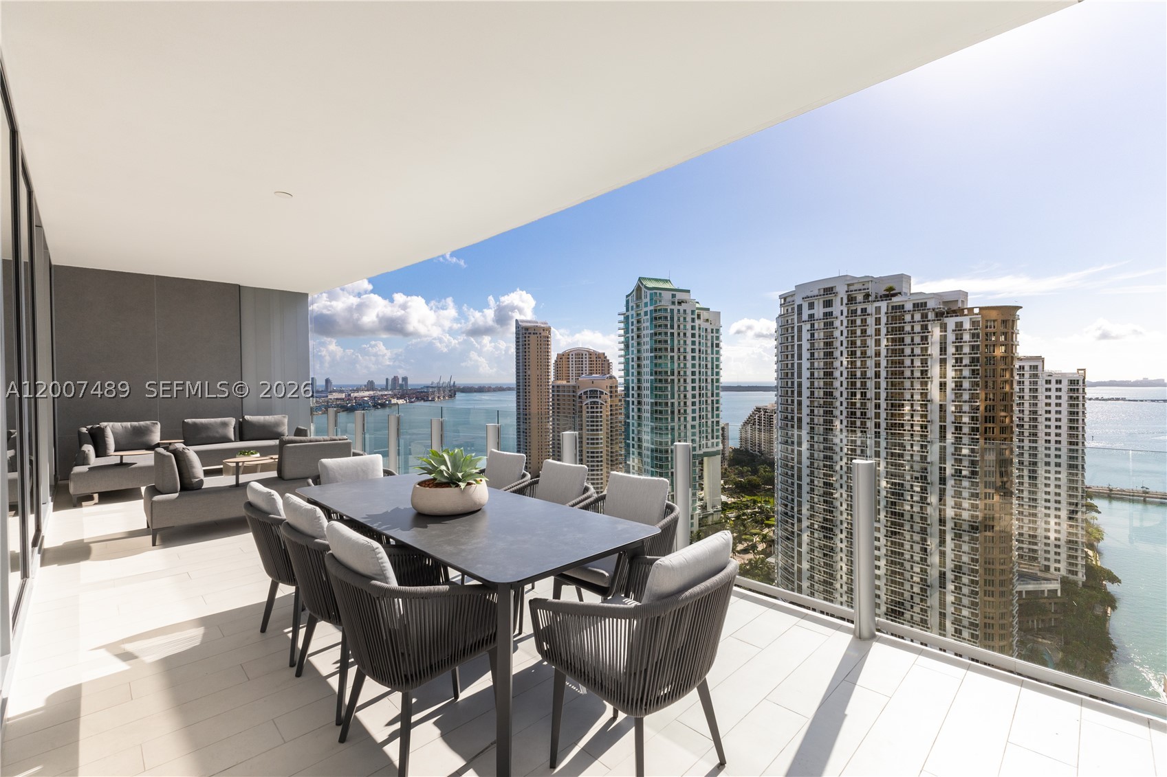 300 Biscayne Blvd Way 2802 Property Photo 2