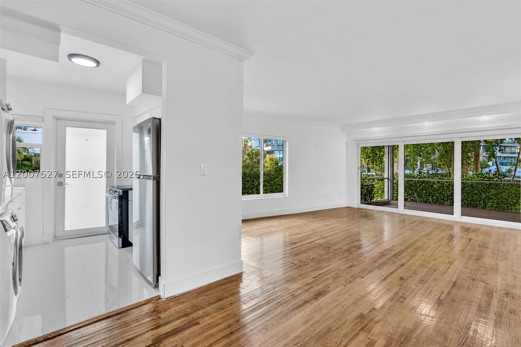 9200 E Bay Harbor Dr 1 Property Photo 3