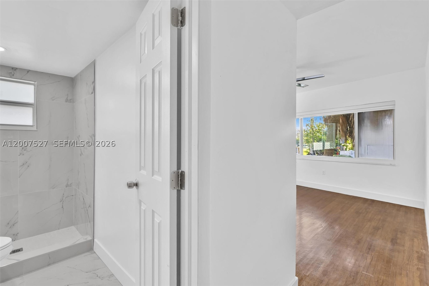 9200 E Bay Harbor Dr 1 Property Photo 21