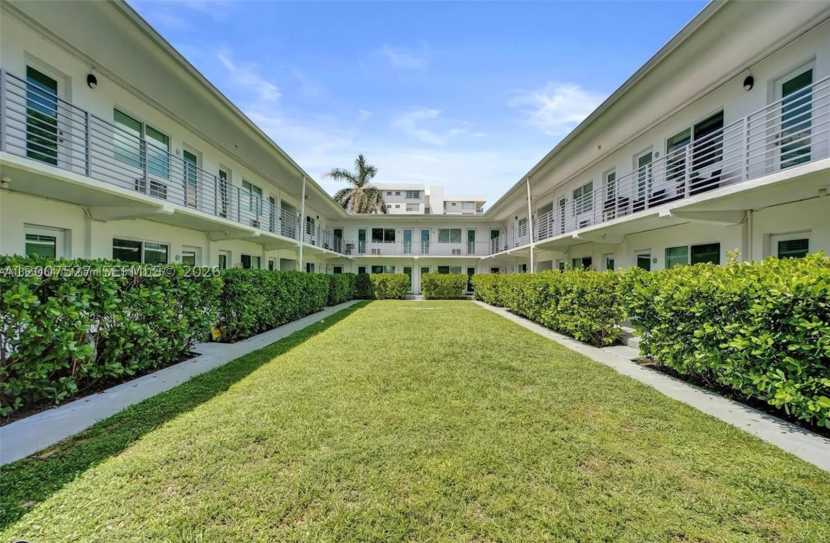9200 E Bay Harbor Dr 1 Property Photo 35