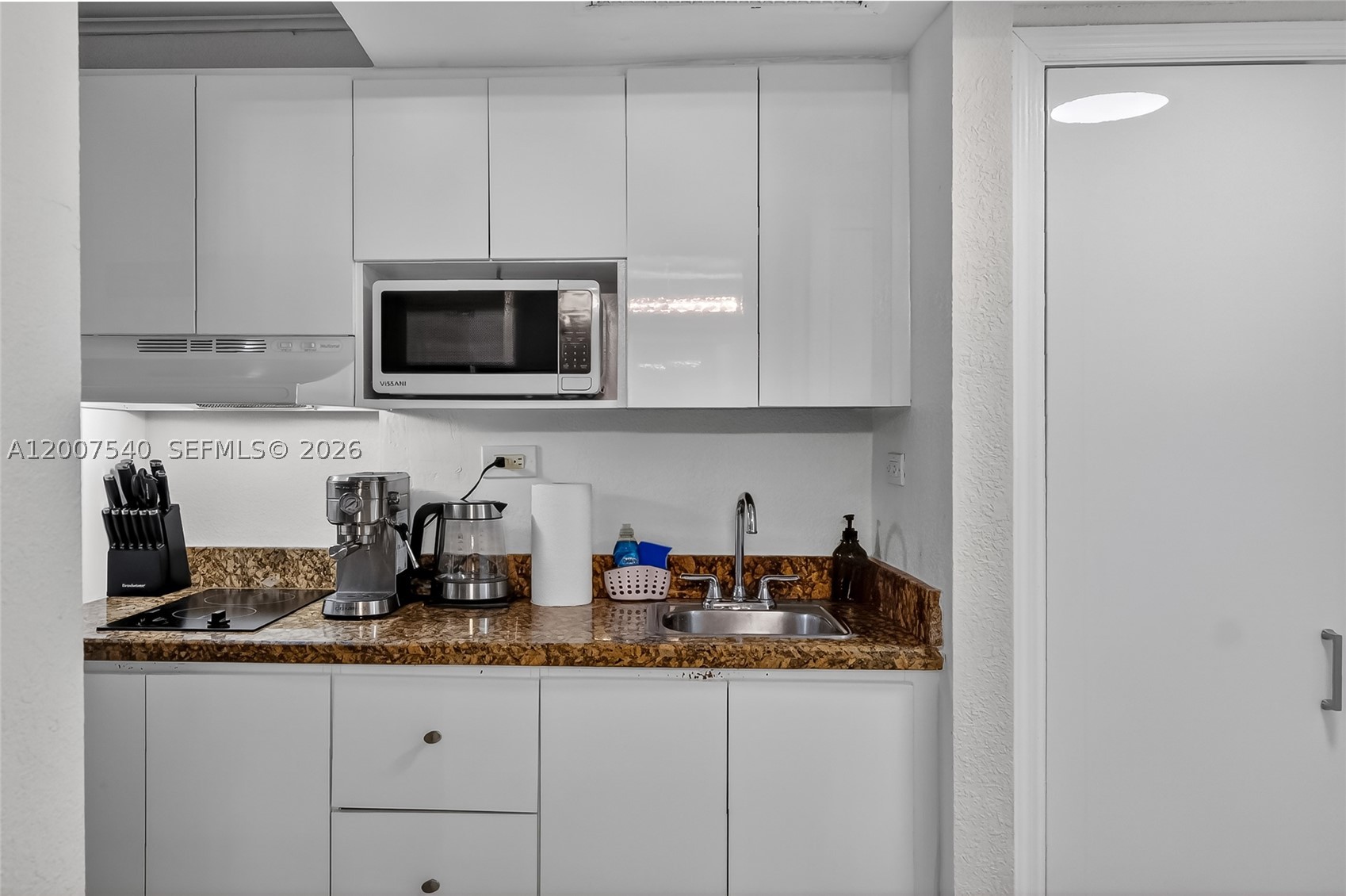 19201 Collins Ave 1123 Property Photo 29