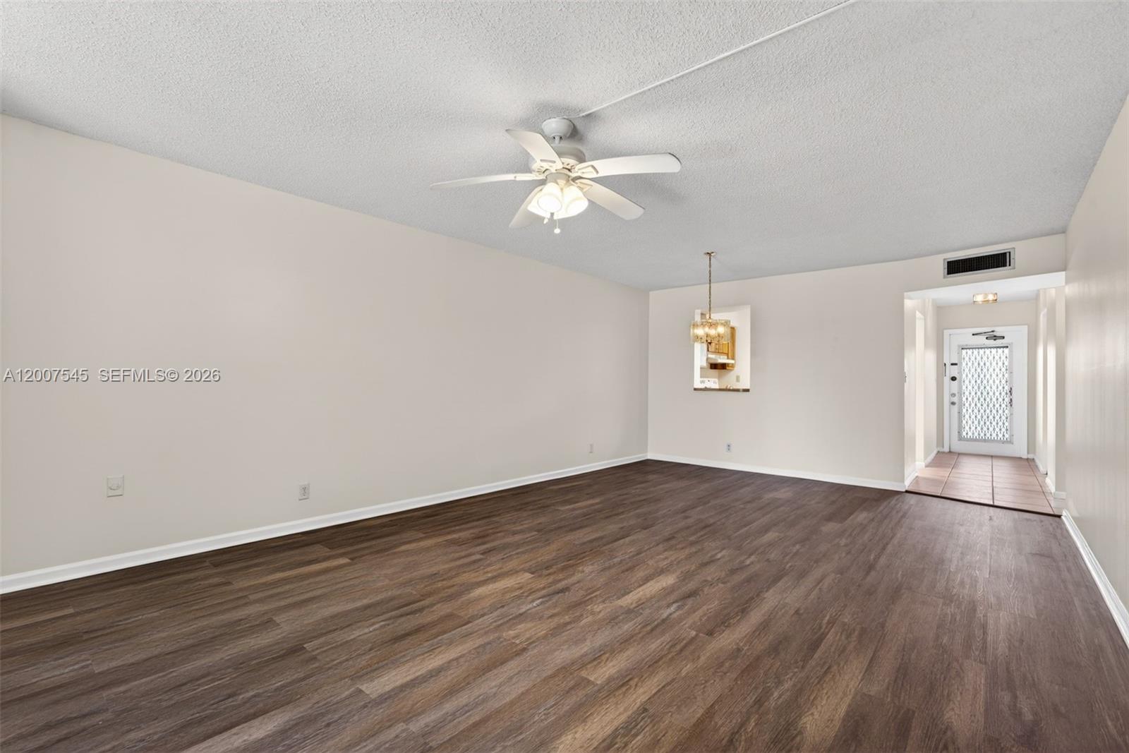 357 N Rock Island Rd 207 Property Photo 6
