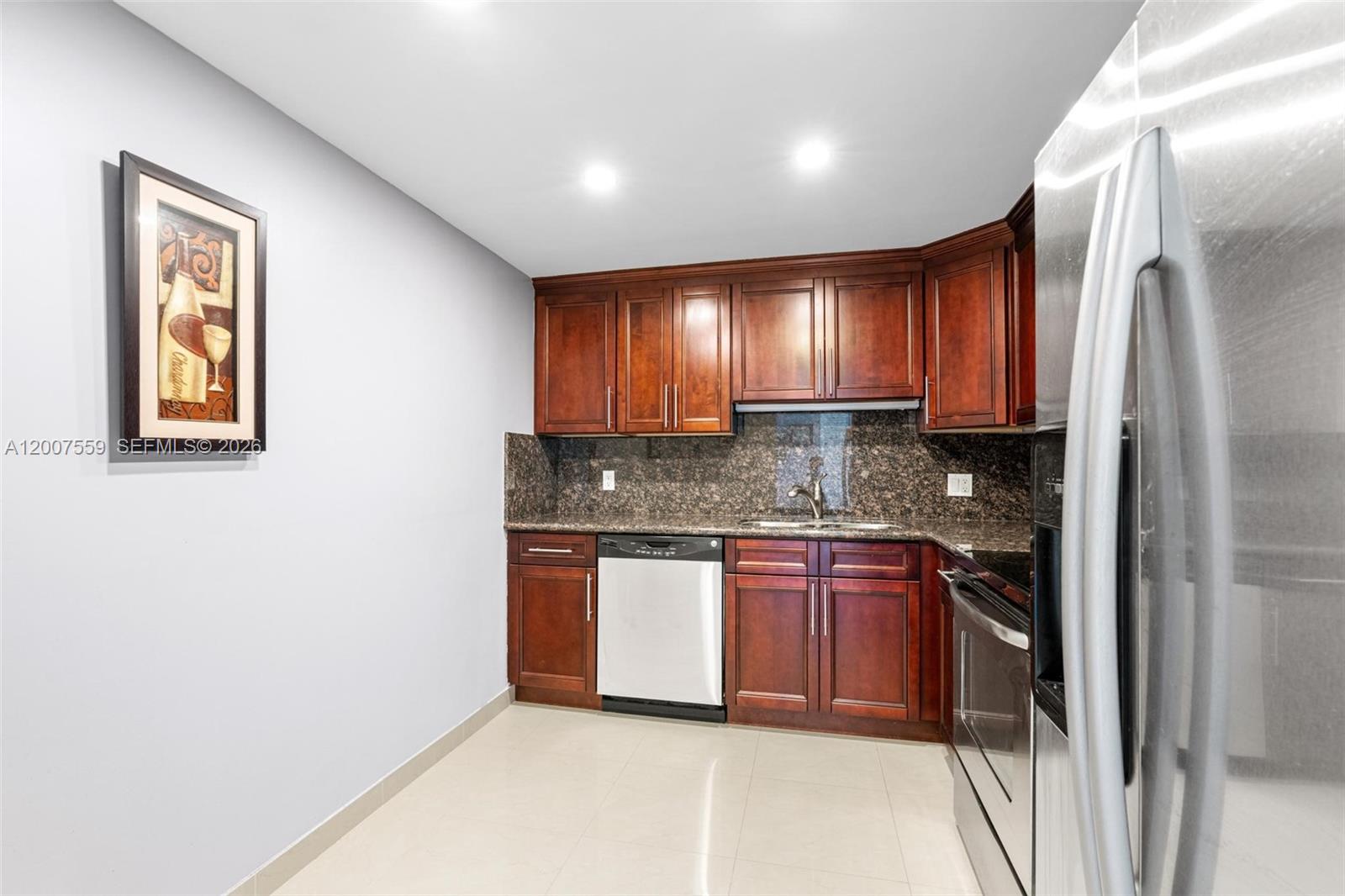 3800 S Ocean Dr 301 Property Photo 15