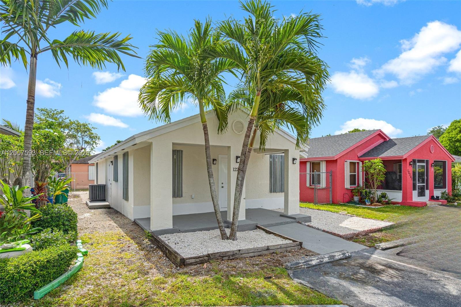 12245 Sw 201st Ter Property Photo 3