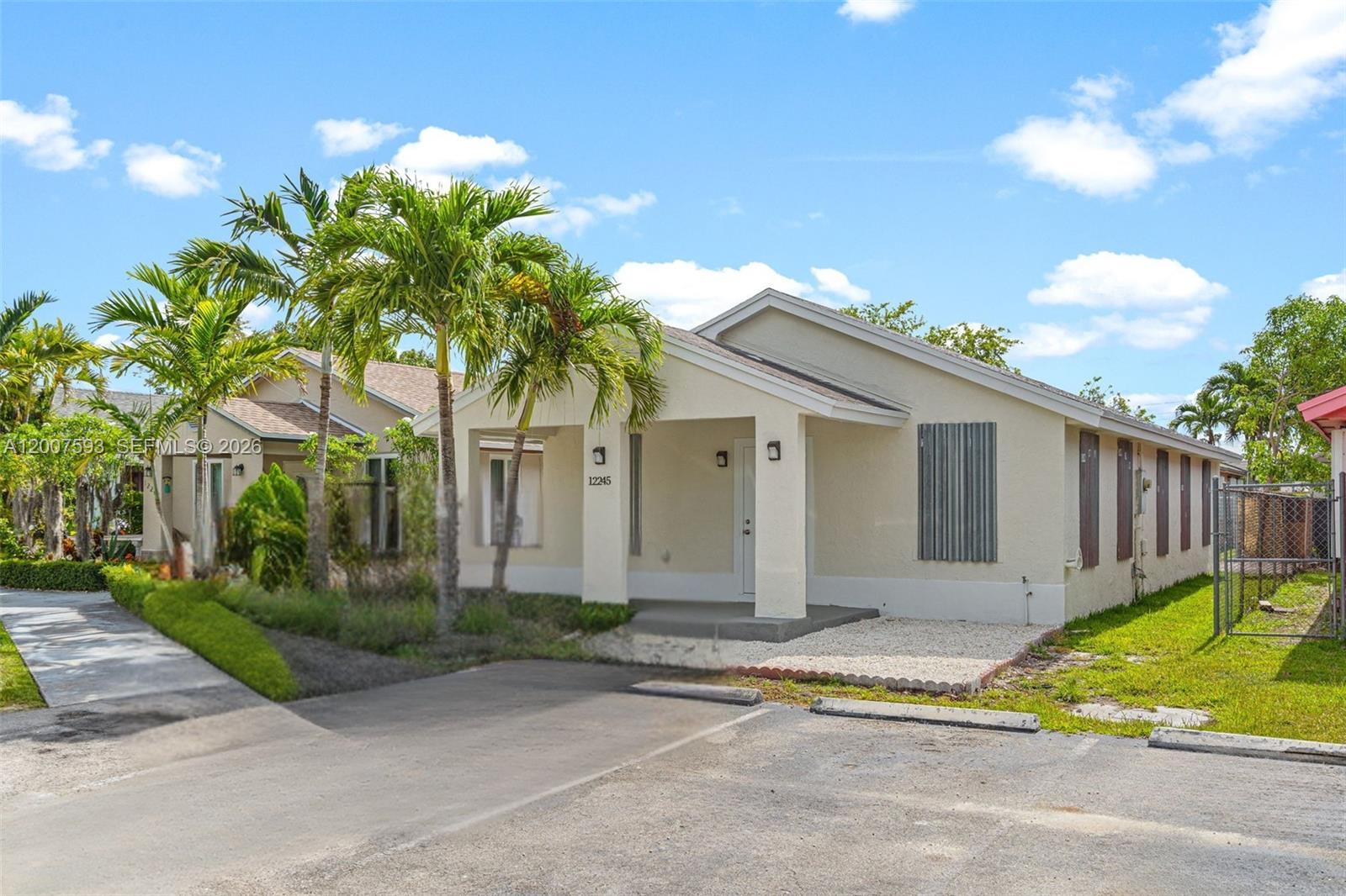 12245 Sw 201st Ter Property Photo 5