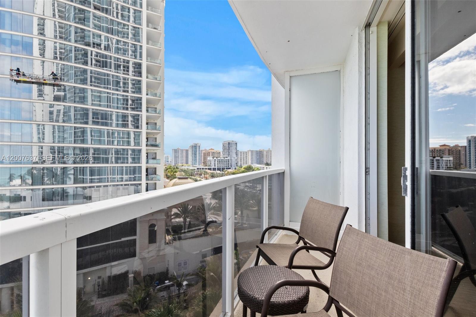 18001 Collins Ave 511 Property Photo 13