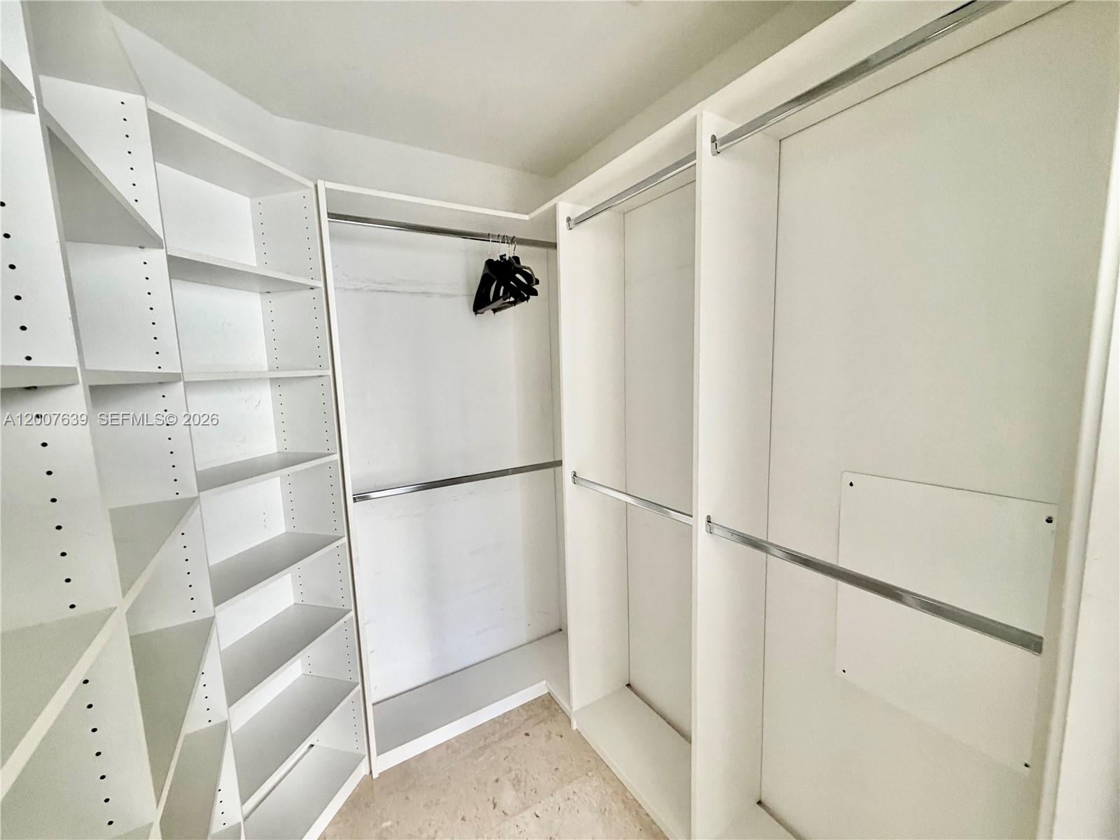 88 Sw 7th St 1109 Property Photo 24