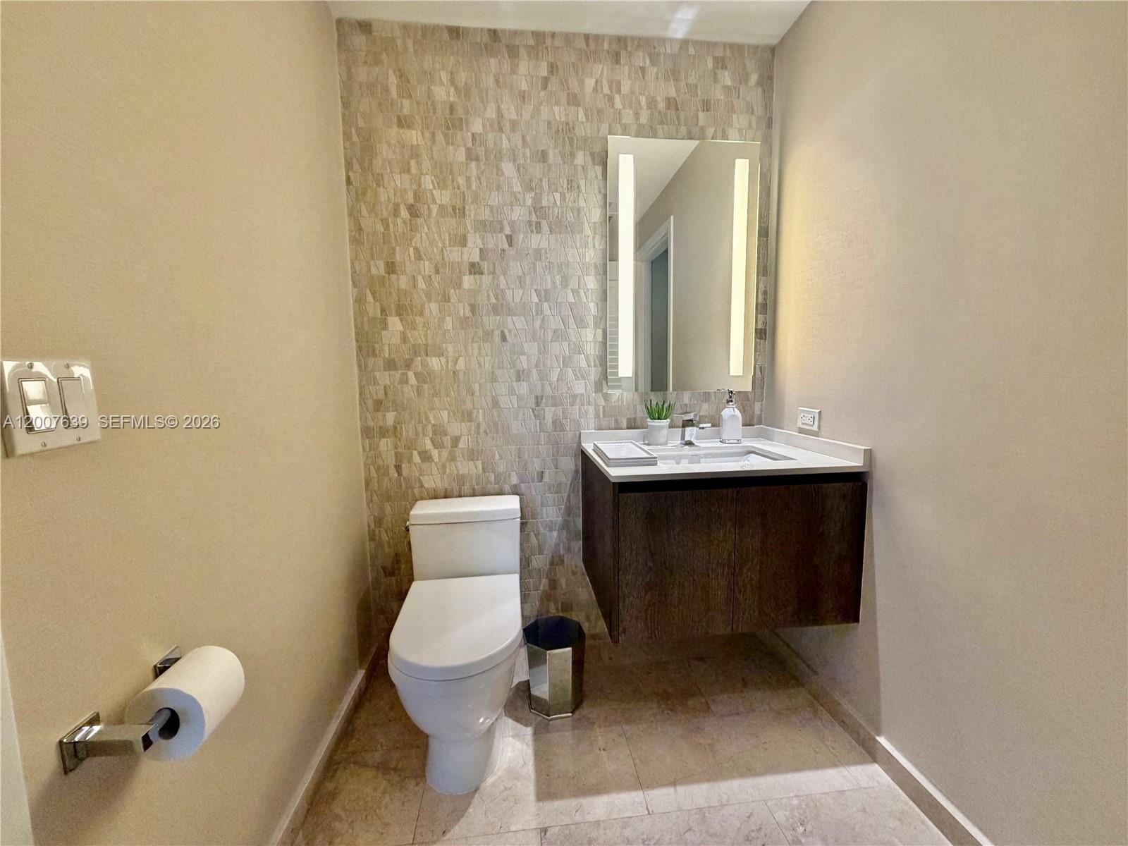 88 Sw 7th St 1109 Property Photo 30