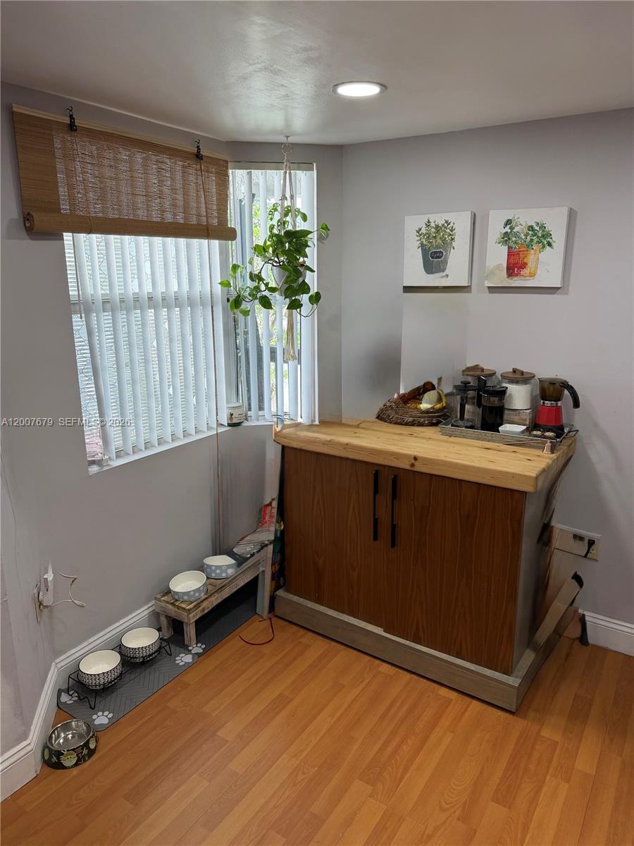 A12007679 Property Photo 4