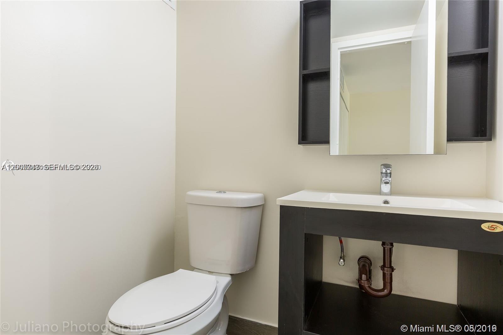 16919 N Bay Rd 218 Property Photo 3