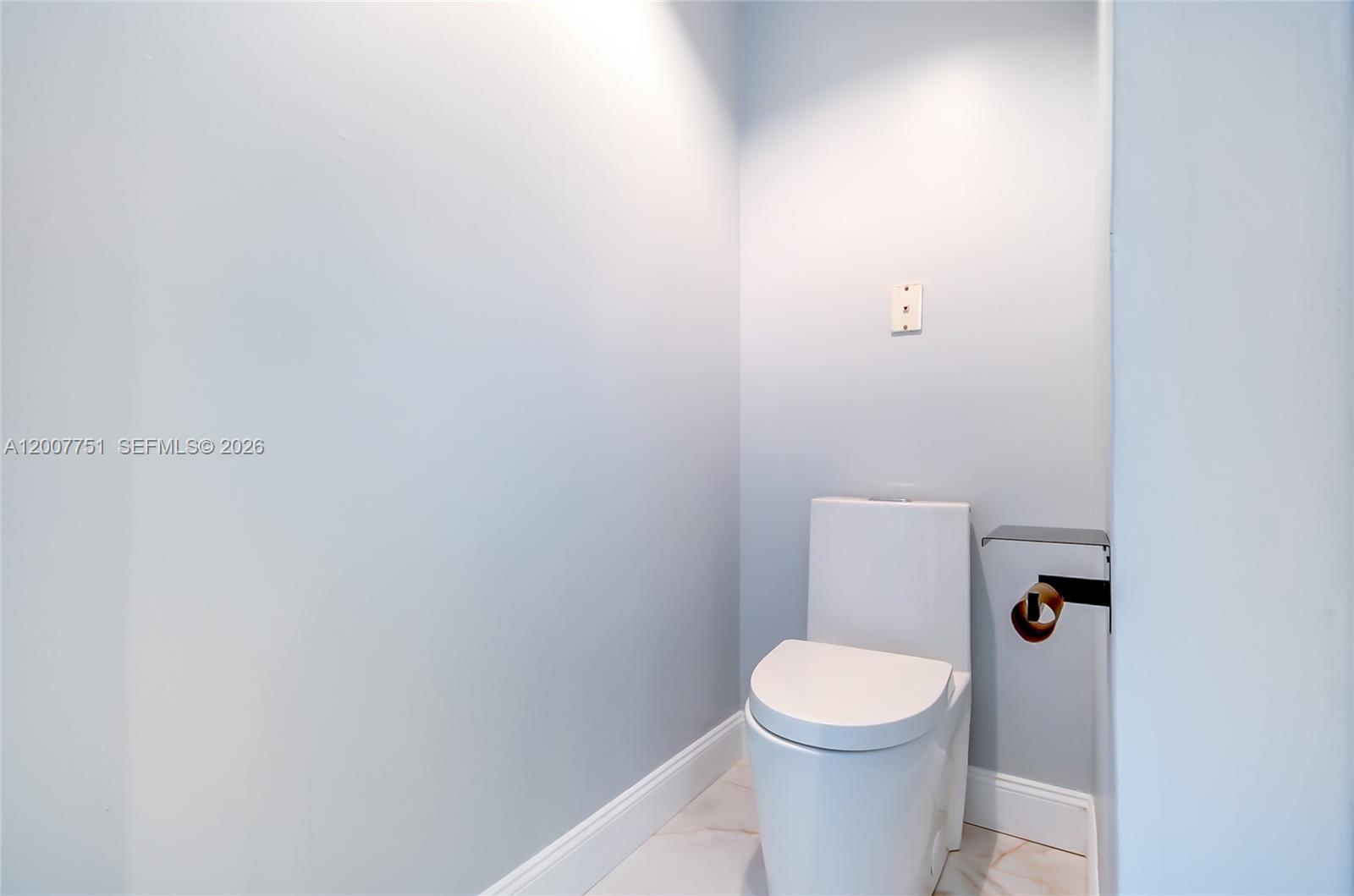 3105 Ne 184th St 7201 Property Photo 23