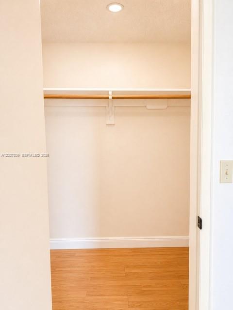 1910 W 56th St 3121b Property Photo 41