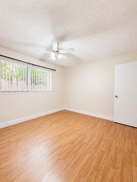 1910 W 56th St 3121b Property Photo 45