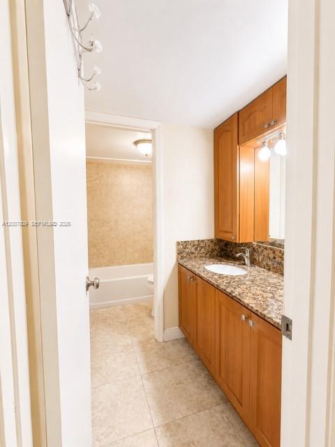1910 W 56th St 3121b Property Photo 46
