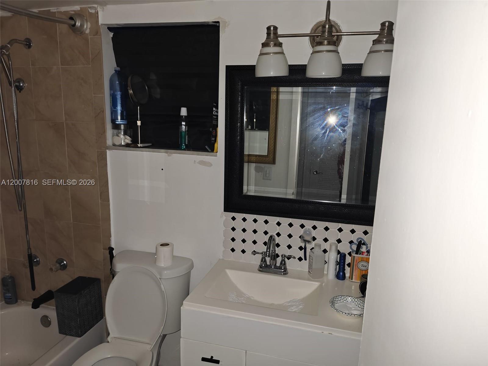 1125 Nw 30th Ct 10 Property Photo 10