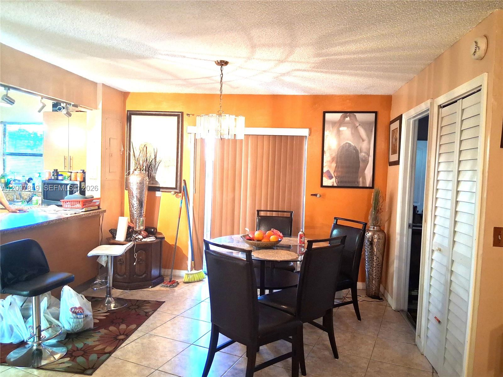 3429 Sw 52nd Ave Property Photo 3