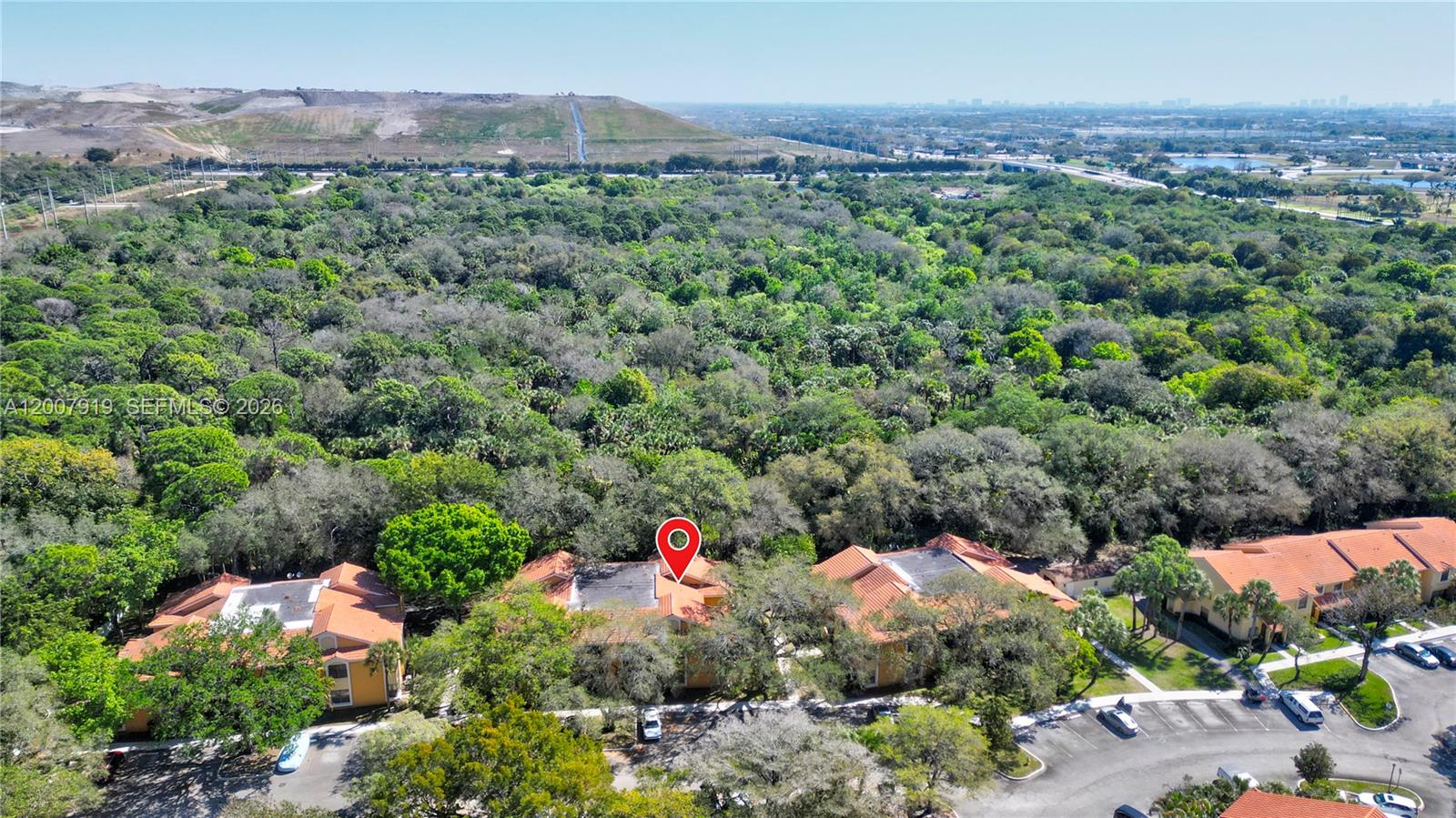 3846 Coral Tree Cir 3846