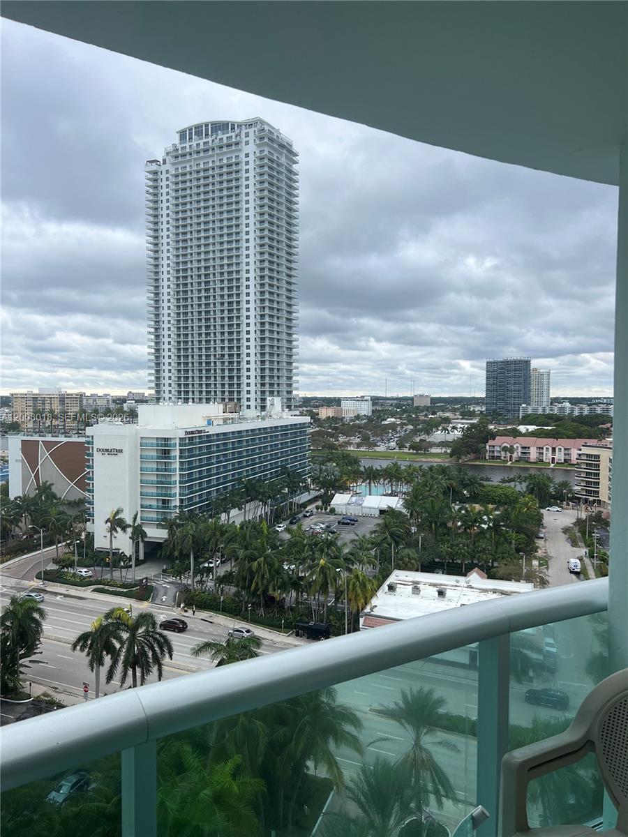 3901 S Ocean Dr 14t Property Photo 14