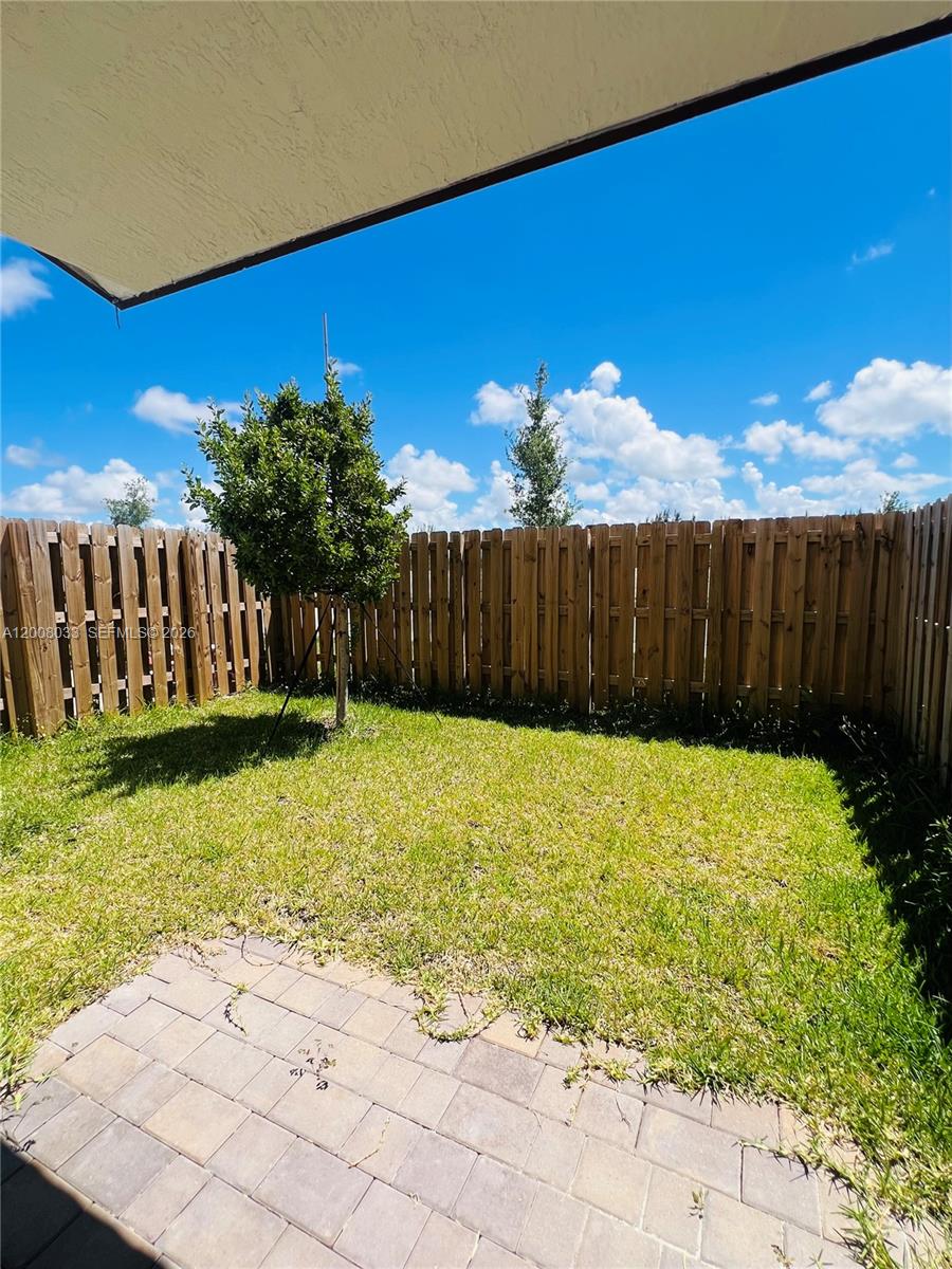 2562 Se 29th St Property Photo 5