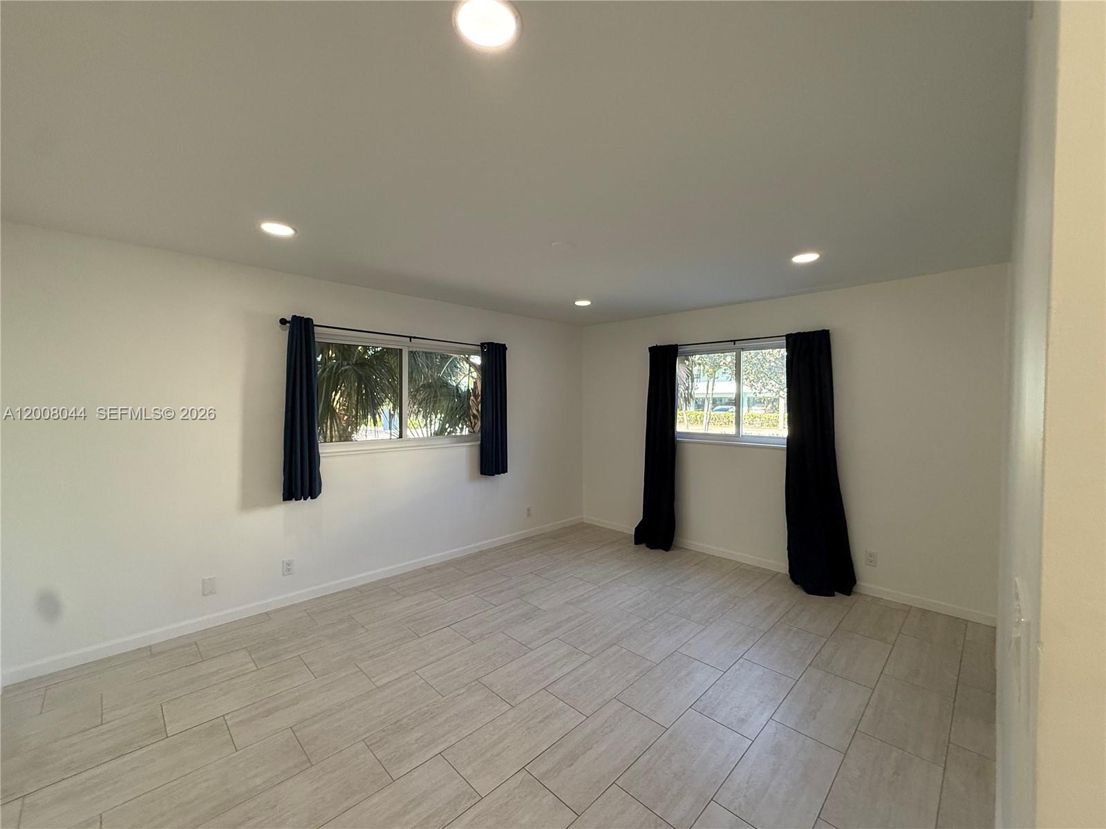 609 Ne 14th Ave 108 Property Photo 15