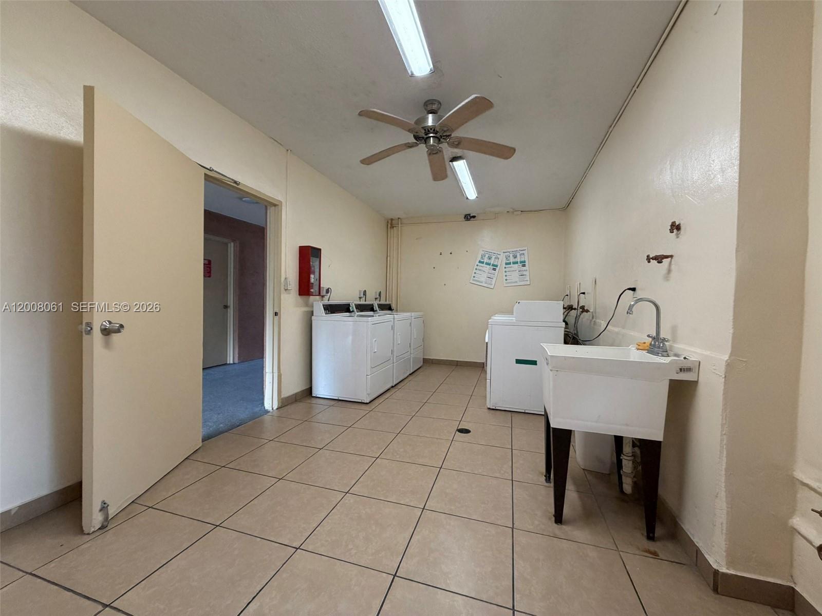 17650 Nw 68th Ave A2008 Property Photo 5