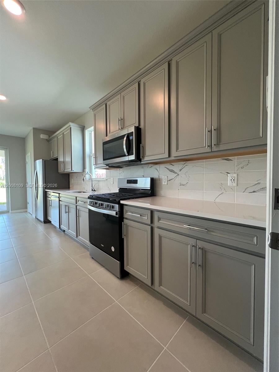 12222 Sw Myrtle Oak Dr Property Photo 9