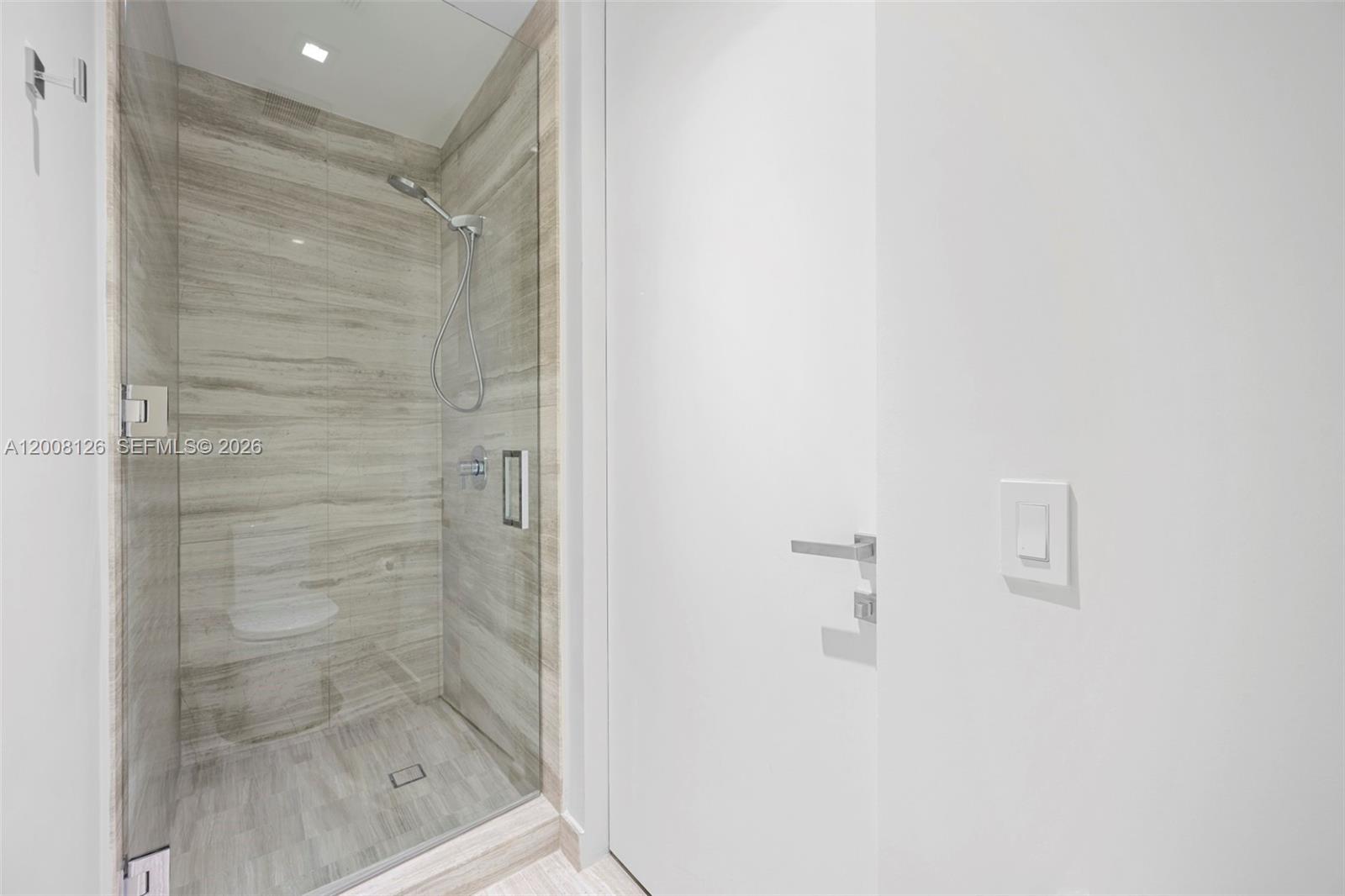 18975 Collins Ave 700 Property Photo 20