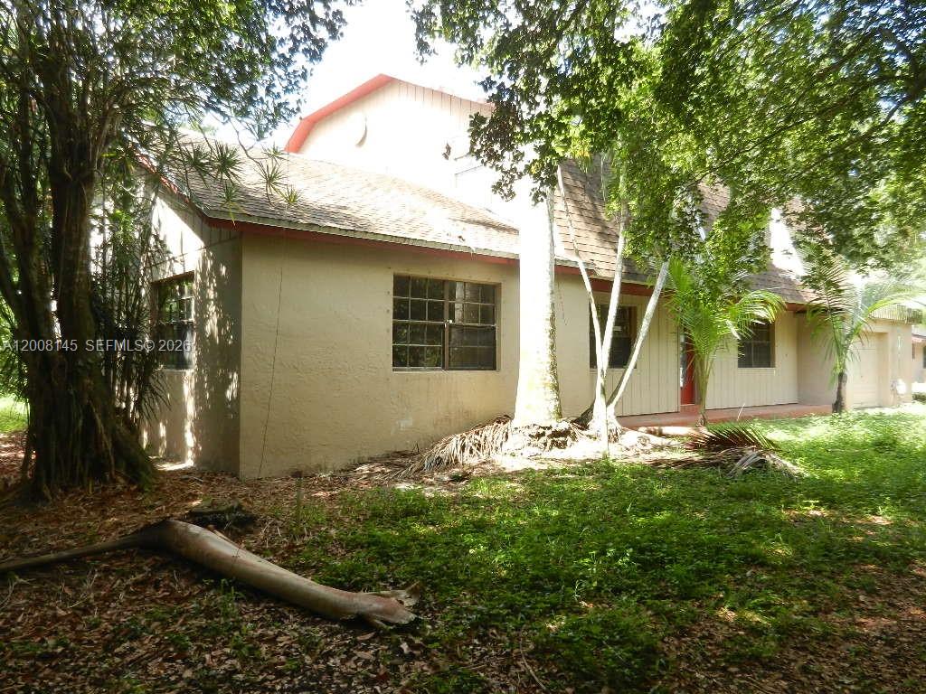 18950 Sw 240th St Property Photo 4