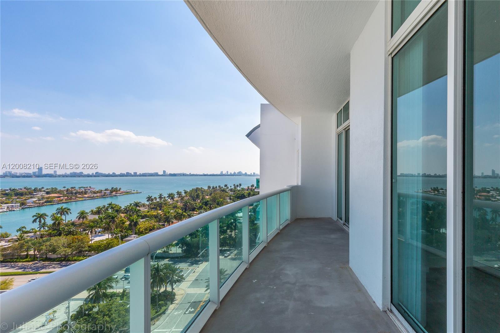 7900 Harbor Island Dr Ph23 Property Photo 1