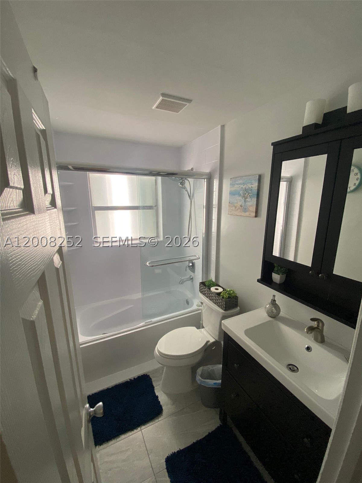 1740 Ne 56th St Property Photo 12
