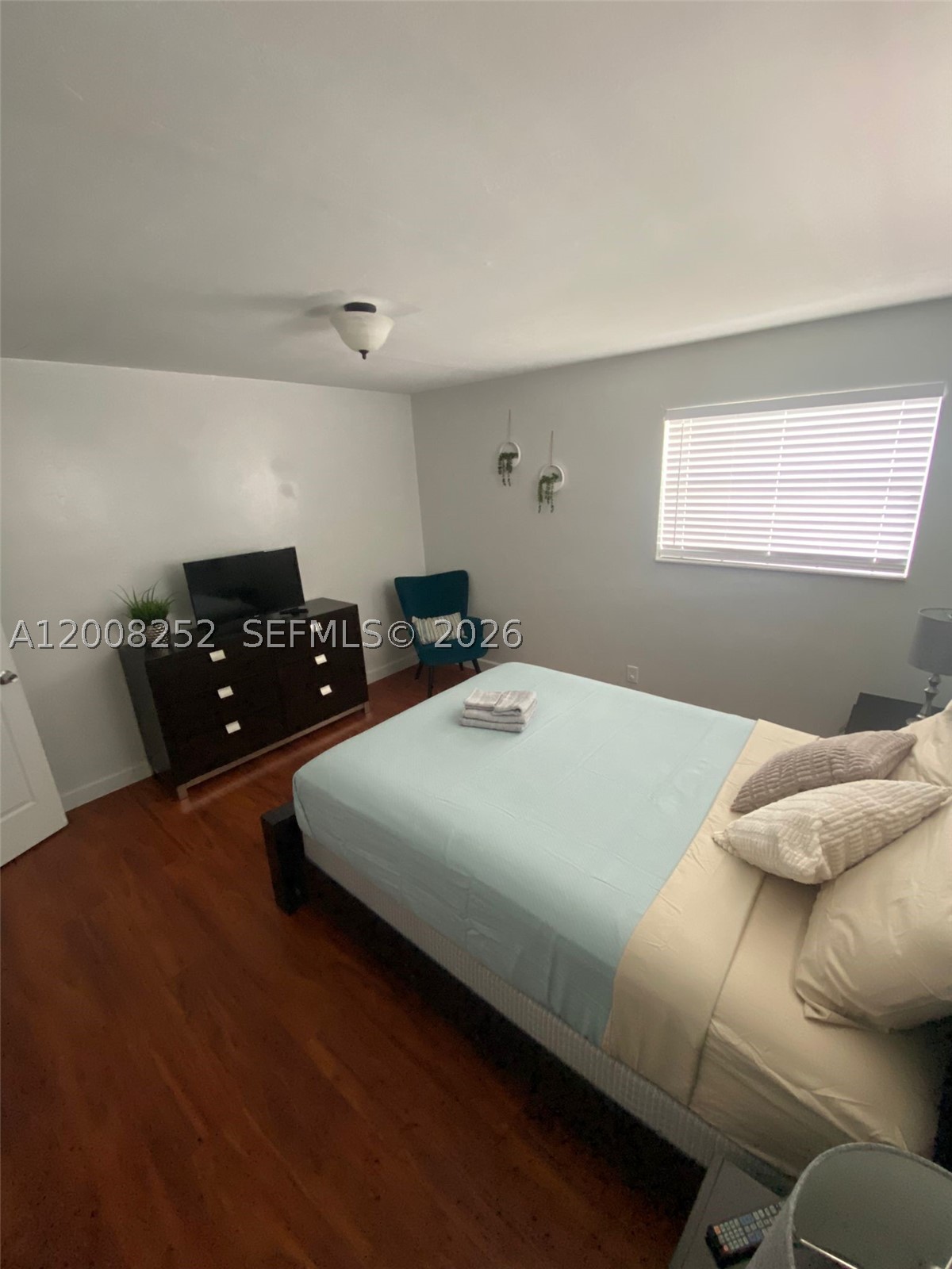 1740 Ne 56th St Property Photo 17