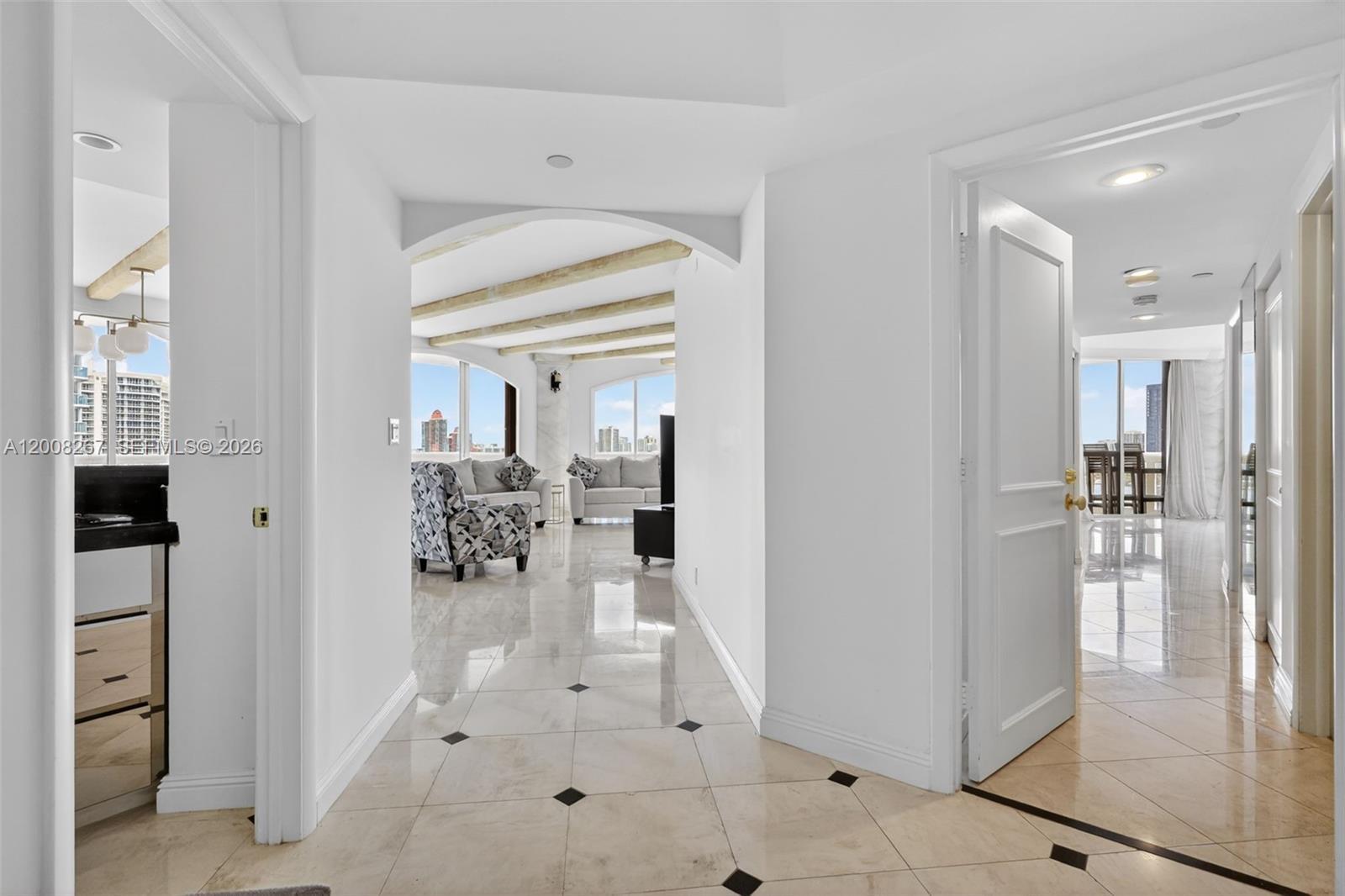 3000 Island Blvd 2305 Property Photo 6