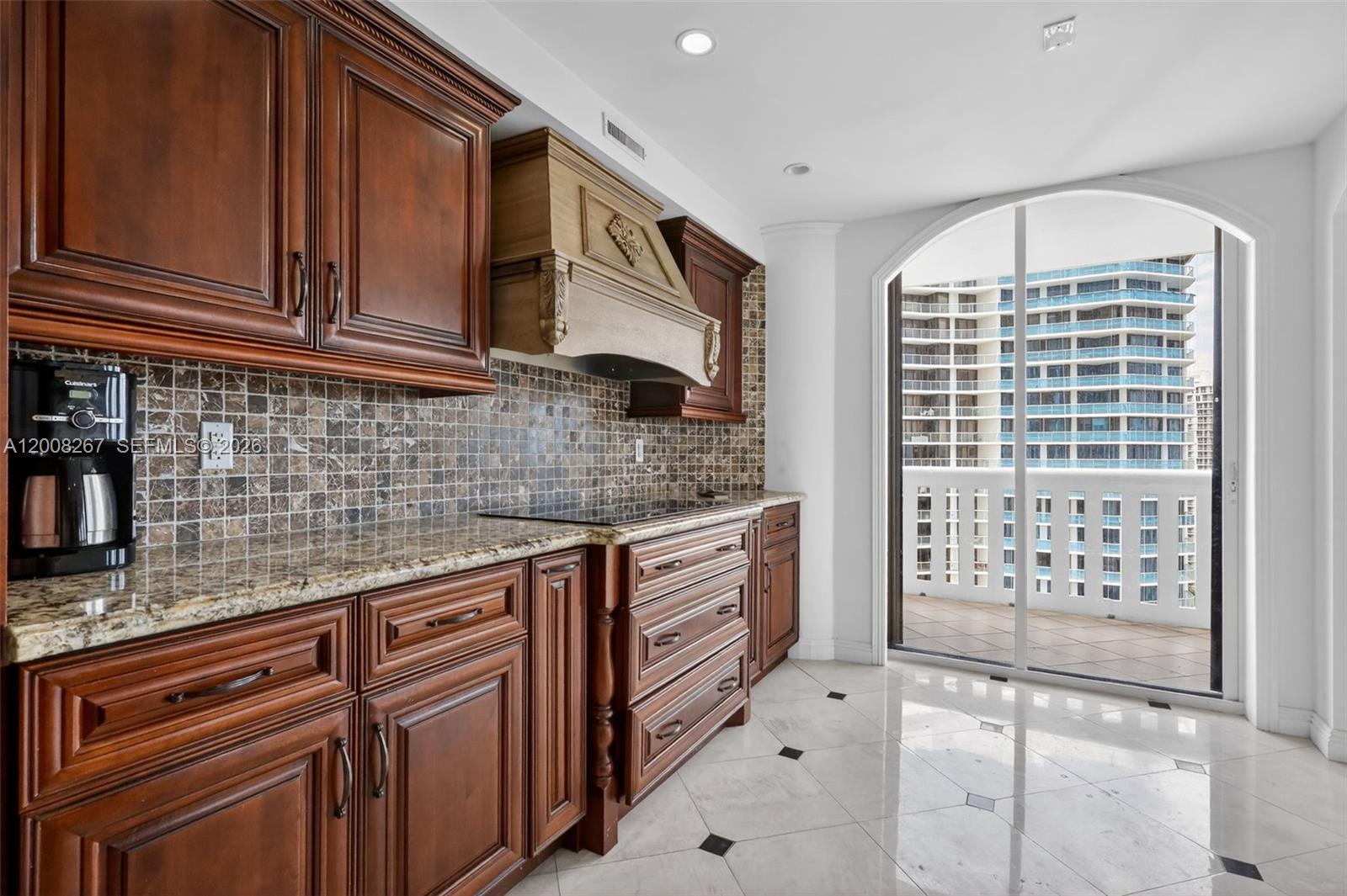 3000 Island Blvd 2305 Property Photo 18