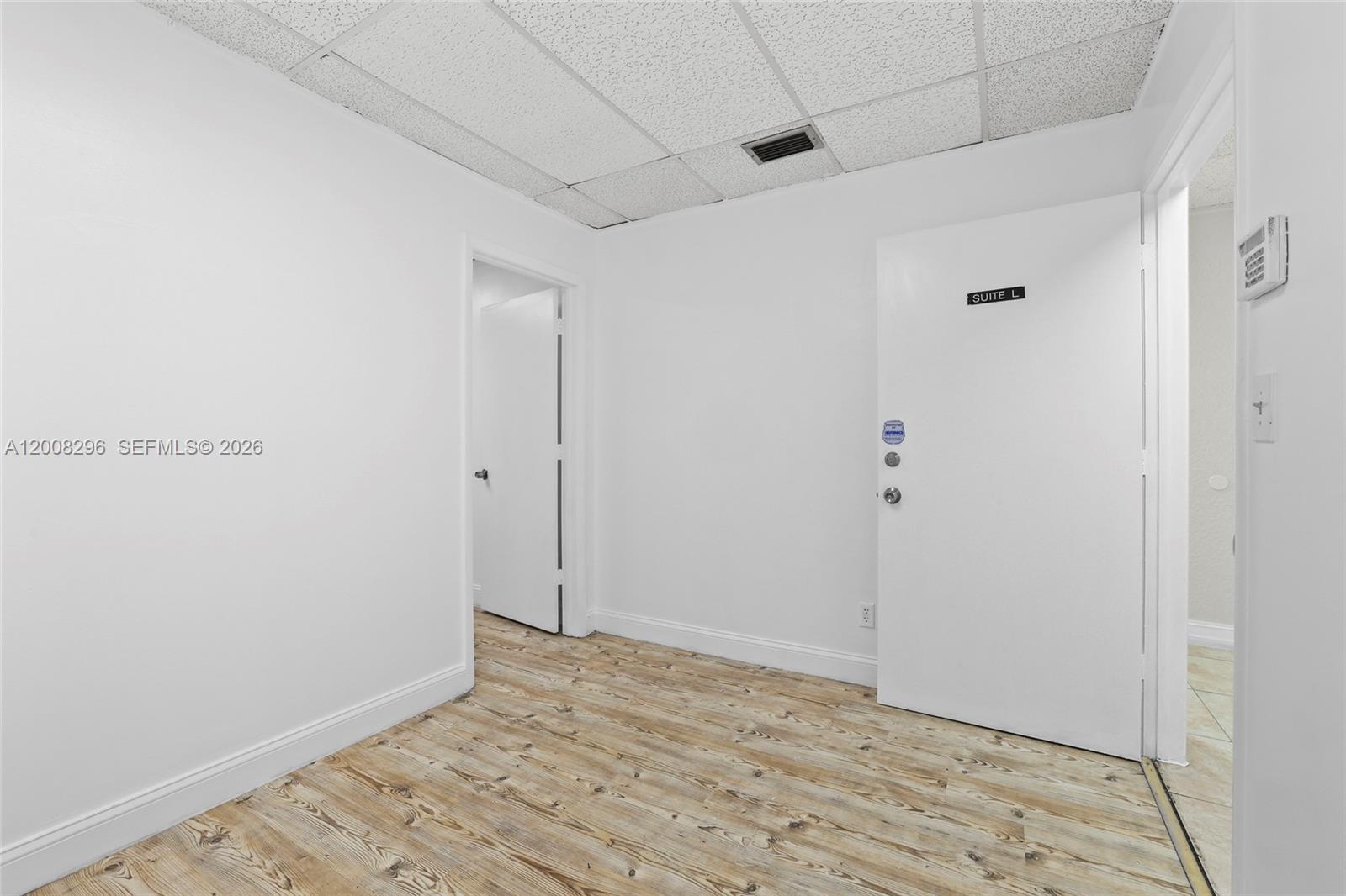 8358 W Oakland Park Blvd 202-l Property Photo 1