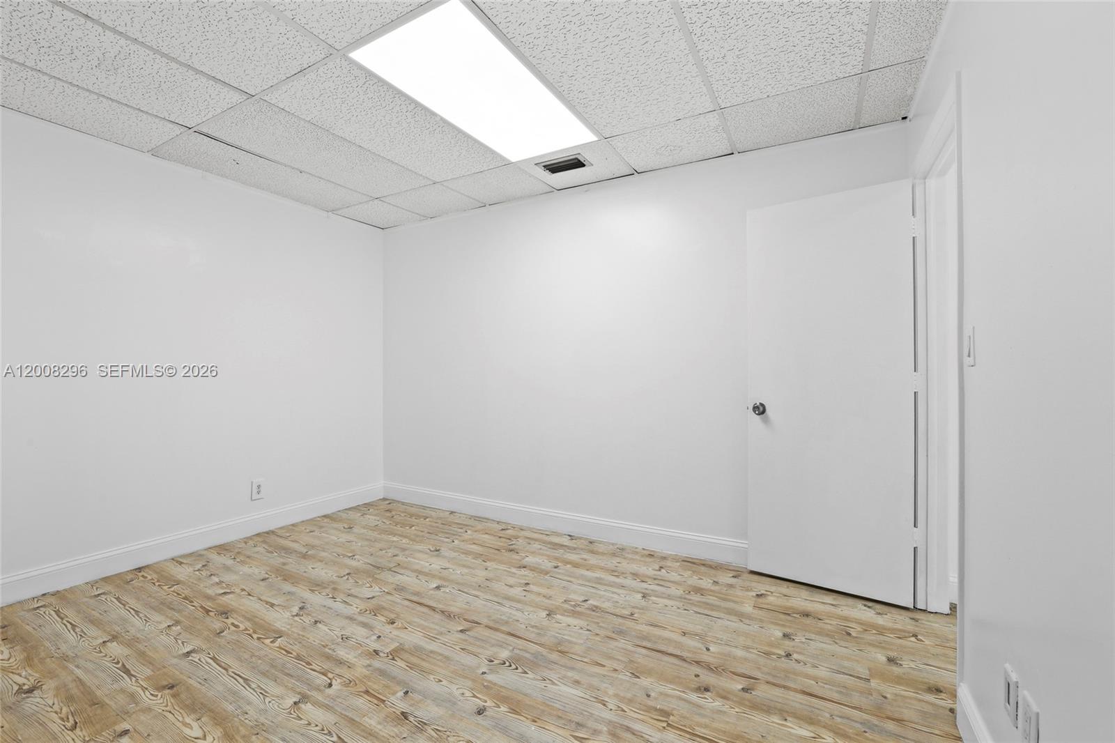 8358 W Oakland Park Blvd 202-l Property Photo 4