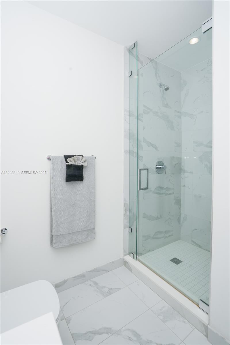 851 Ne 1st Ave 2101 Property Photo 8