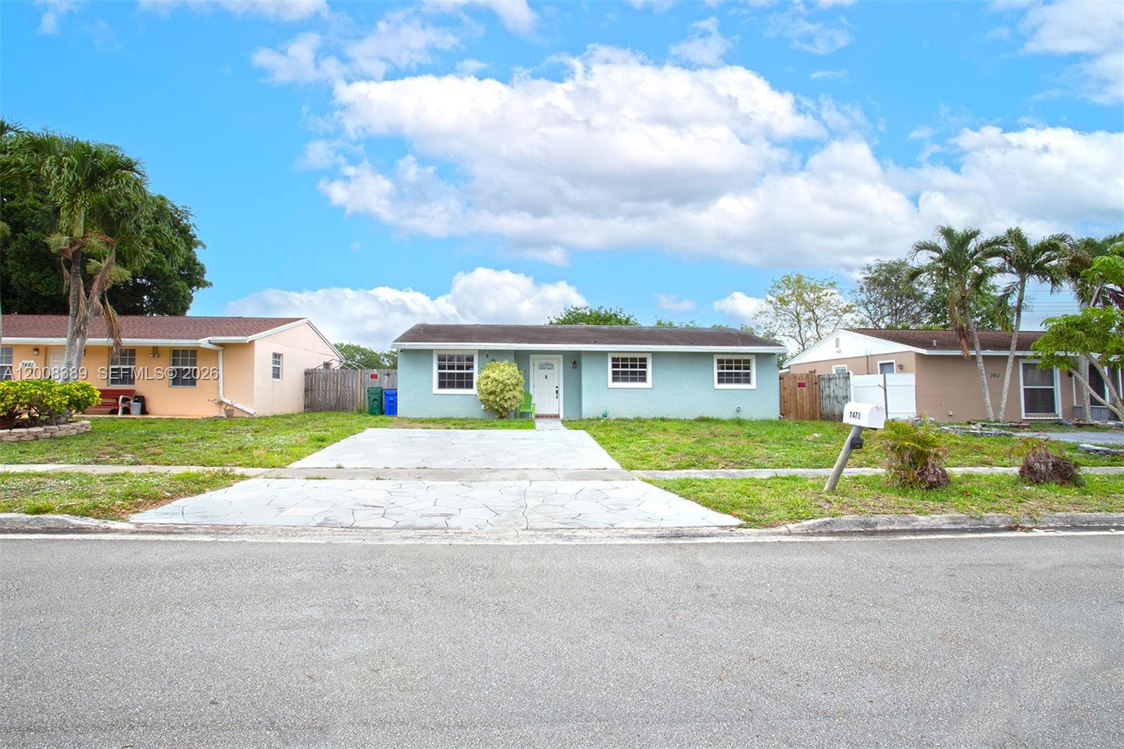 7471 Sw 1st St Property Photo 1