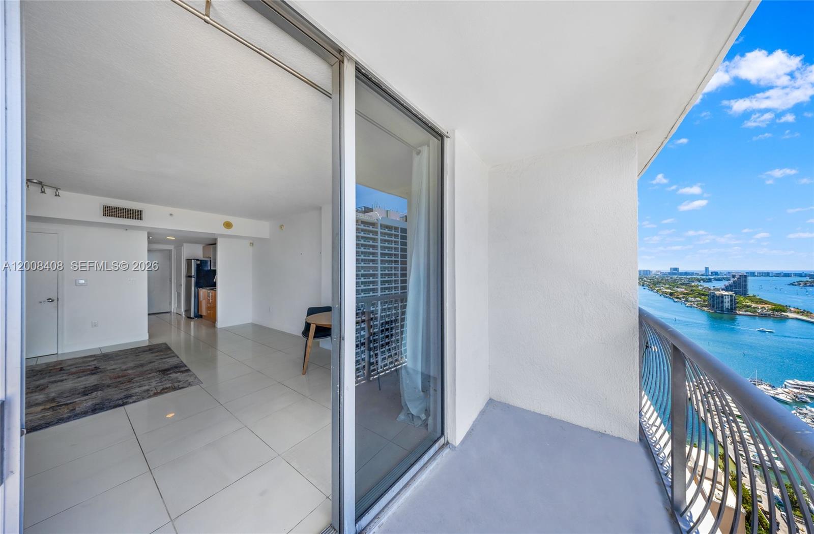 1750 N Bayshore Dr 3308 Property Photo 14