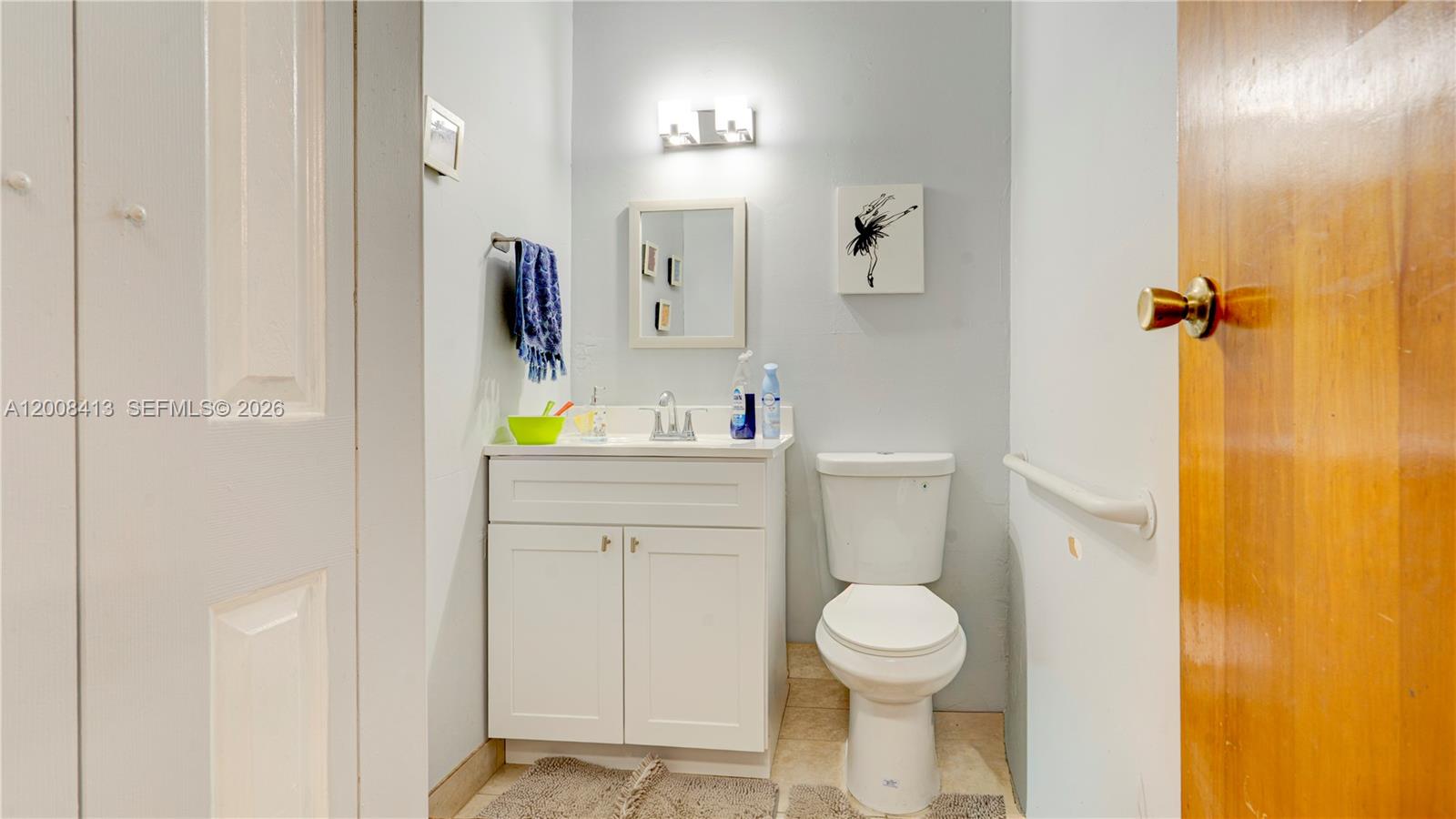 68 169 St Property Photo 22