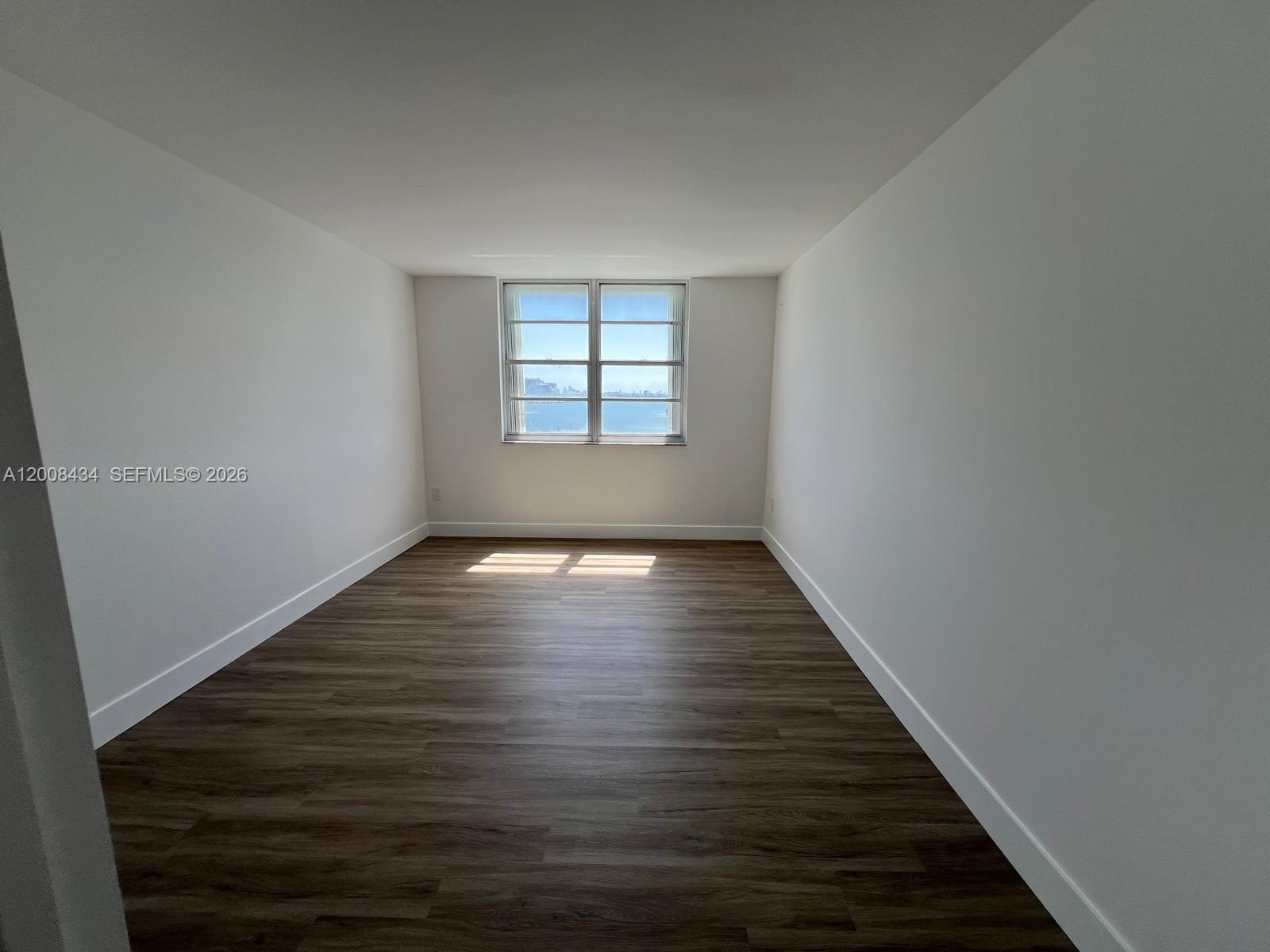 500 Bayview Dr 1120 Property Photo 36