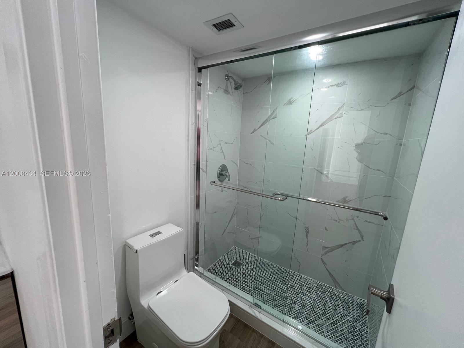 500 Bayview Dr 1120 Property Photo 45