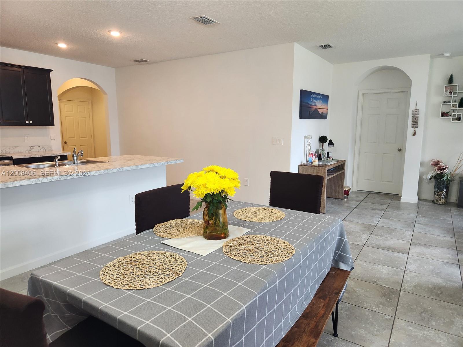 2257 Sw Import Dr Property Photo 10