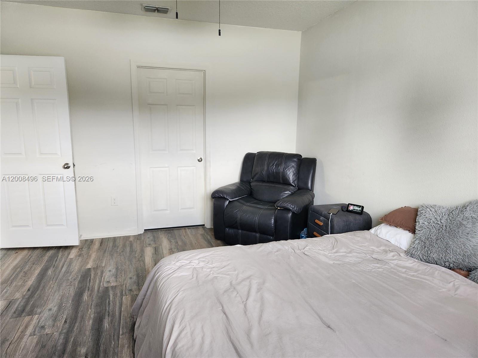 2257 Sw Import Dr Property Photo 14