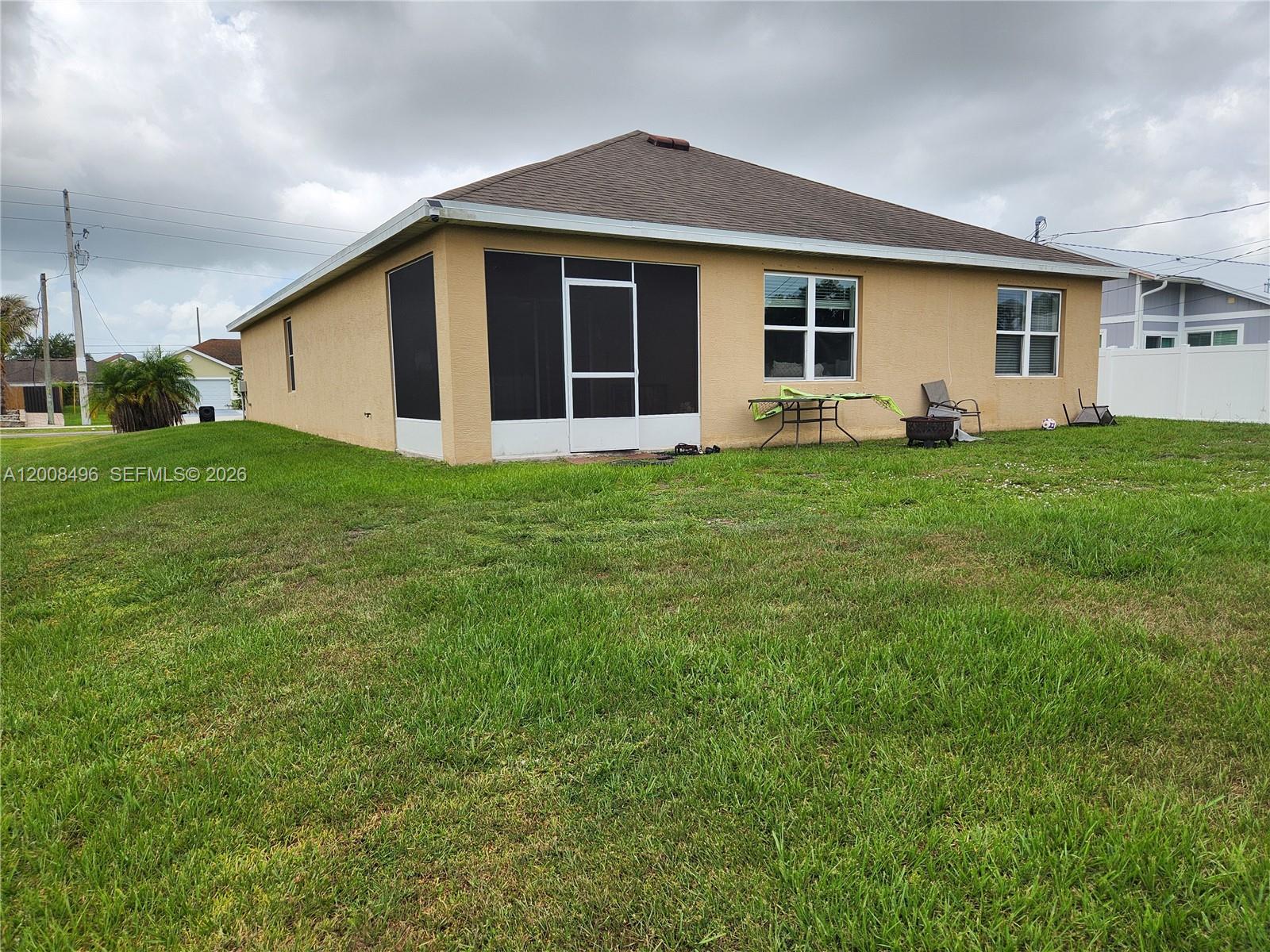 2257 Sw Import Dr Property Photo 23