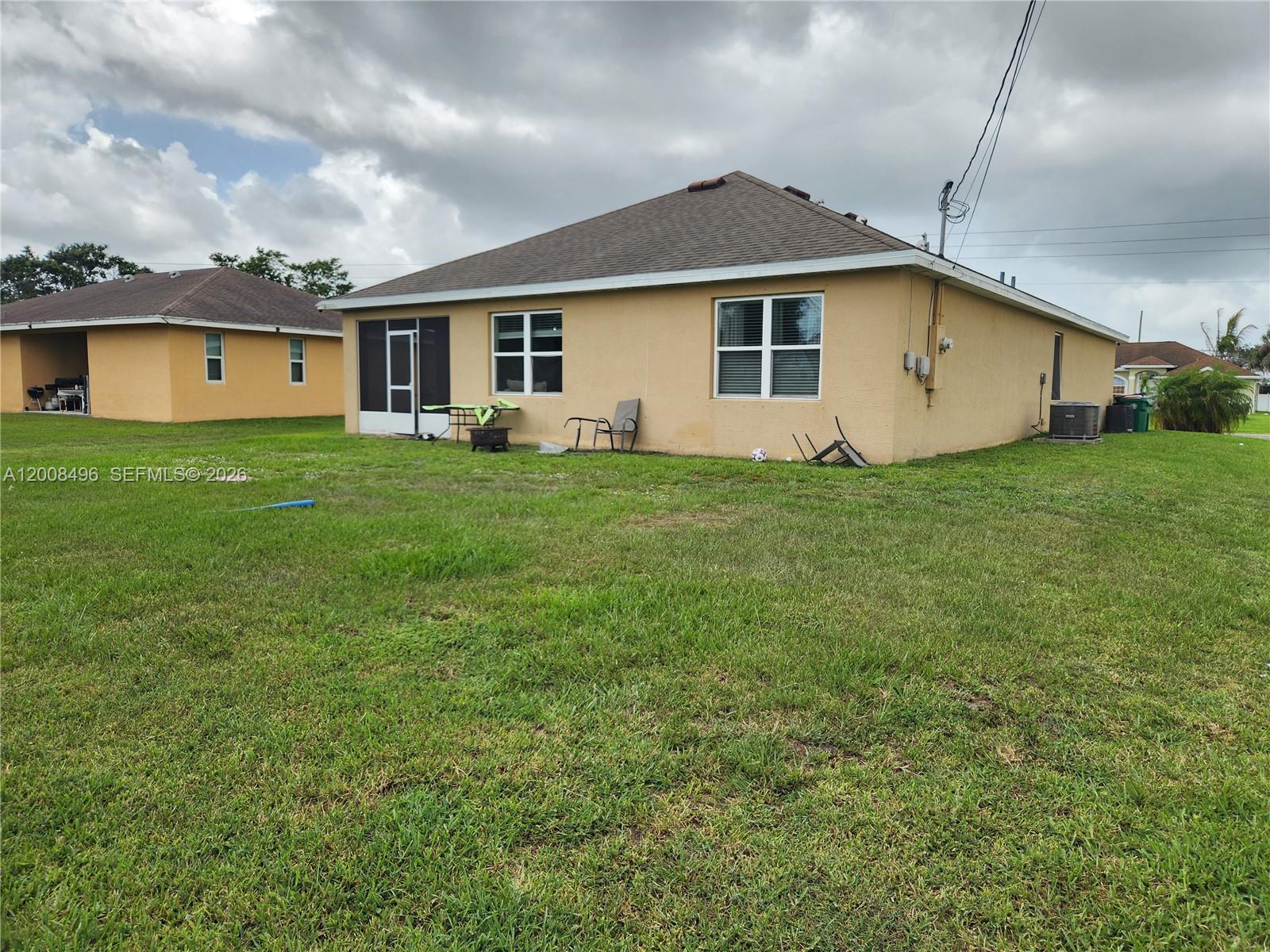 2257 Sw Import Dr Property Photo 25