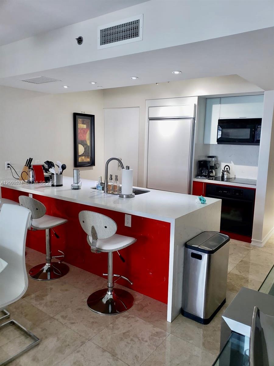 1830 S Ocean Dr 3910 Property Photo 3
