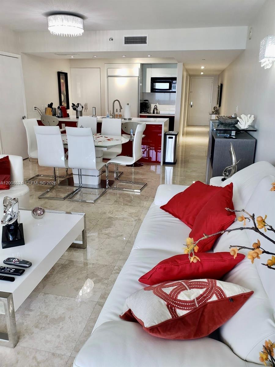 1830 S Ocean Dr 3910 Property Photo 4