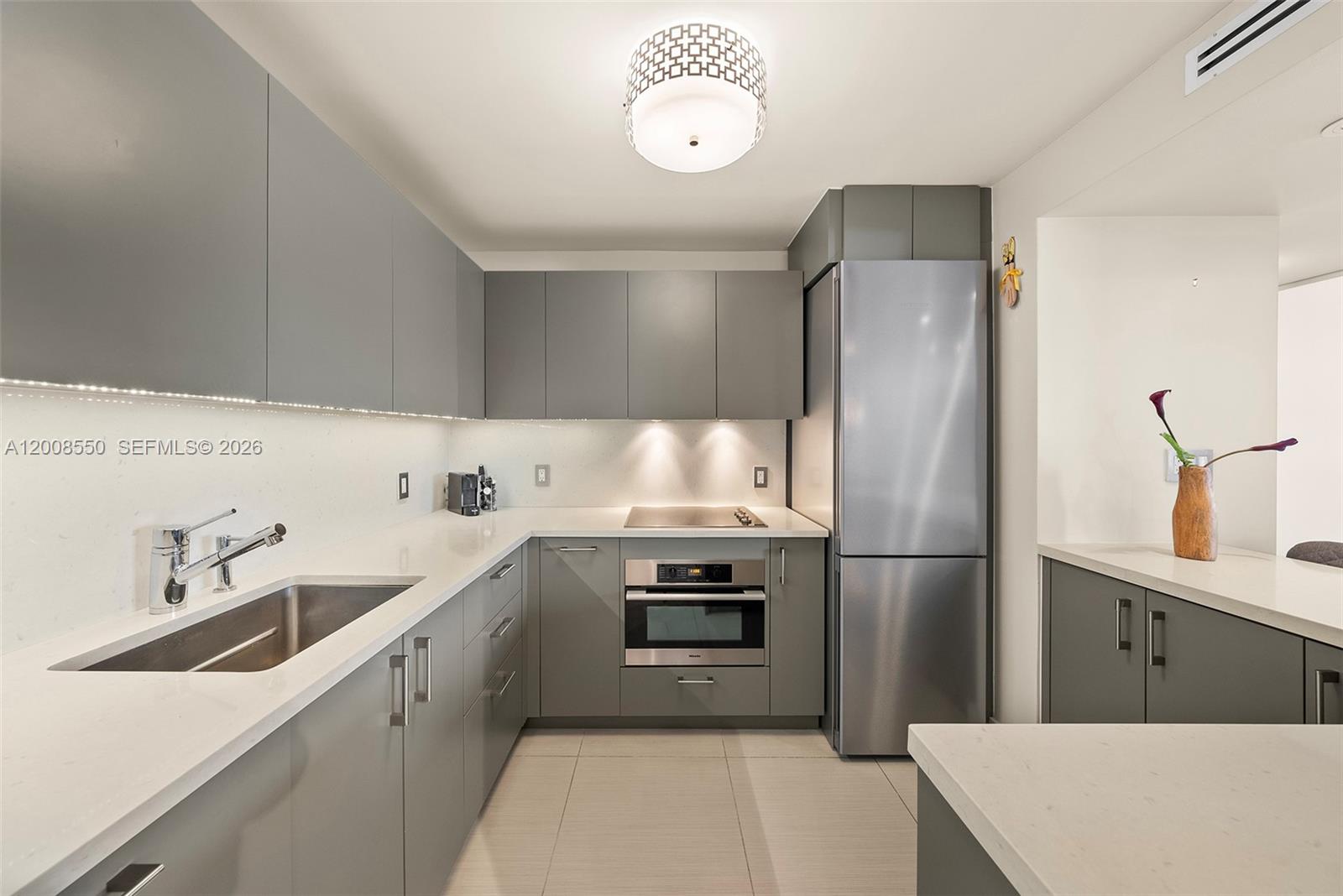 1775 Washington Ave 8f Property Photo 8
