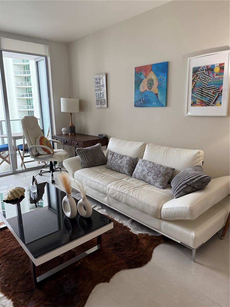 1300 Brickell Bay Dr 807 Property Photo 5